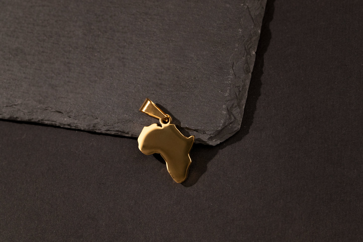 Length: 15mm Height:21mm Thickness: 3mm